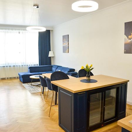 Sboldtown By Holztreppe Apartment Brasov Bagian luar foto