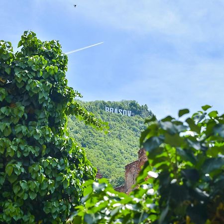 Sboldtown By Holztreppe Apartment Brasov Bagian luar foto