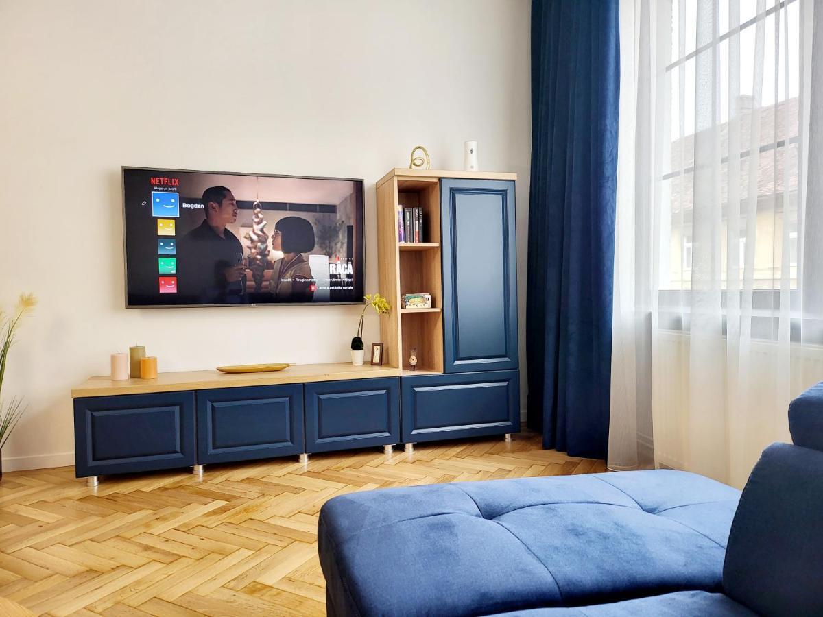 Sboldtown By Holztreppe Apartment Brasov Bagian luar foto