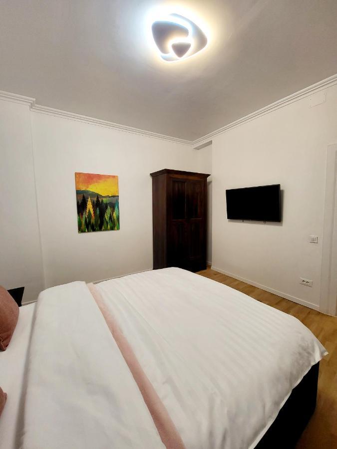 Sboldtown By Holztreppe Apartment Brasov Bagian luar foto